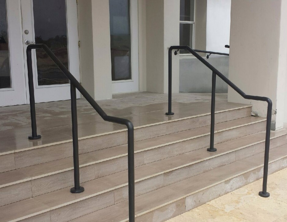 handicap ramp railing